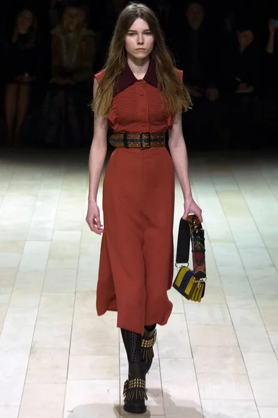 Look 107